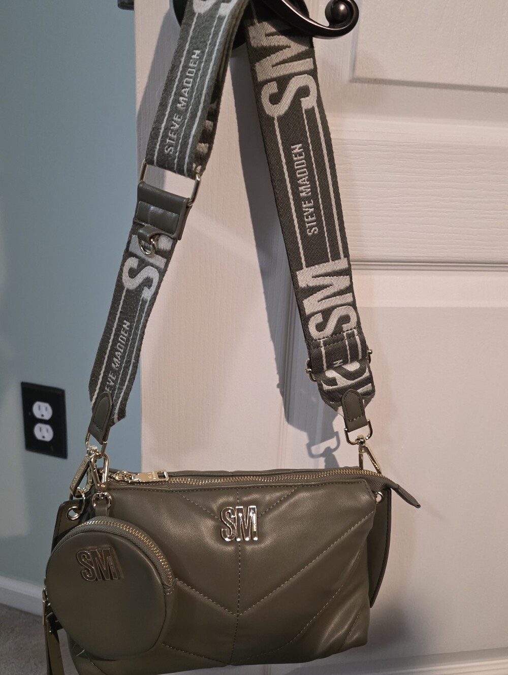Steve Madden Bundle Olive Quilted Crossbody Bag And Baby Blue Book Bag - Picture 7 of 13